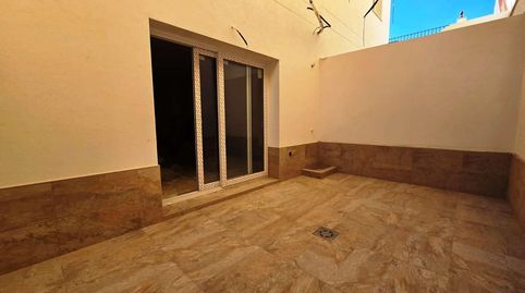 Foto 2 de Casa adosada en venta en Centro, Bormujos