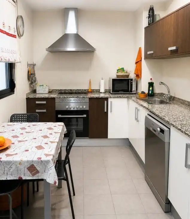 Cocina de Piso de alquiler en Oliva con Aire acondicionado y Amueblado