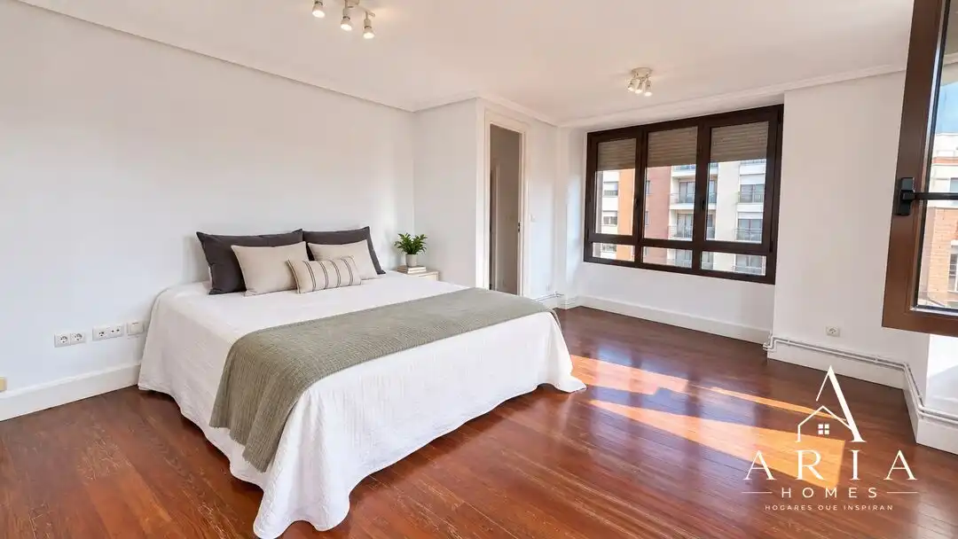 Habitación de Ático en venta en Bilbao  con Calefacción