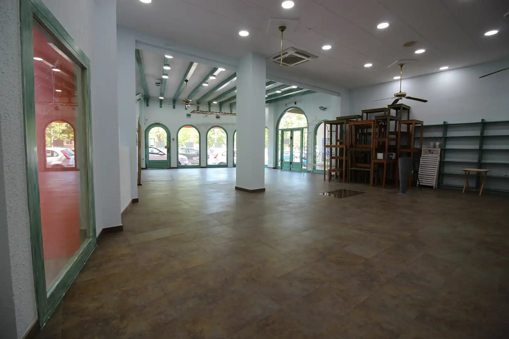 Business premises to rent in Almadrava - Canyelles - Puig-Rom, imagen 6