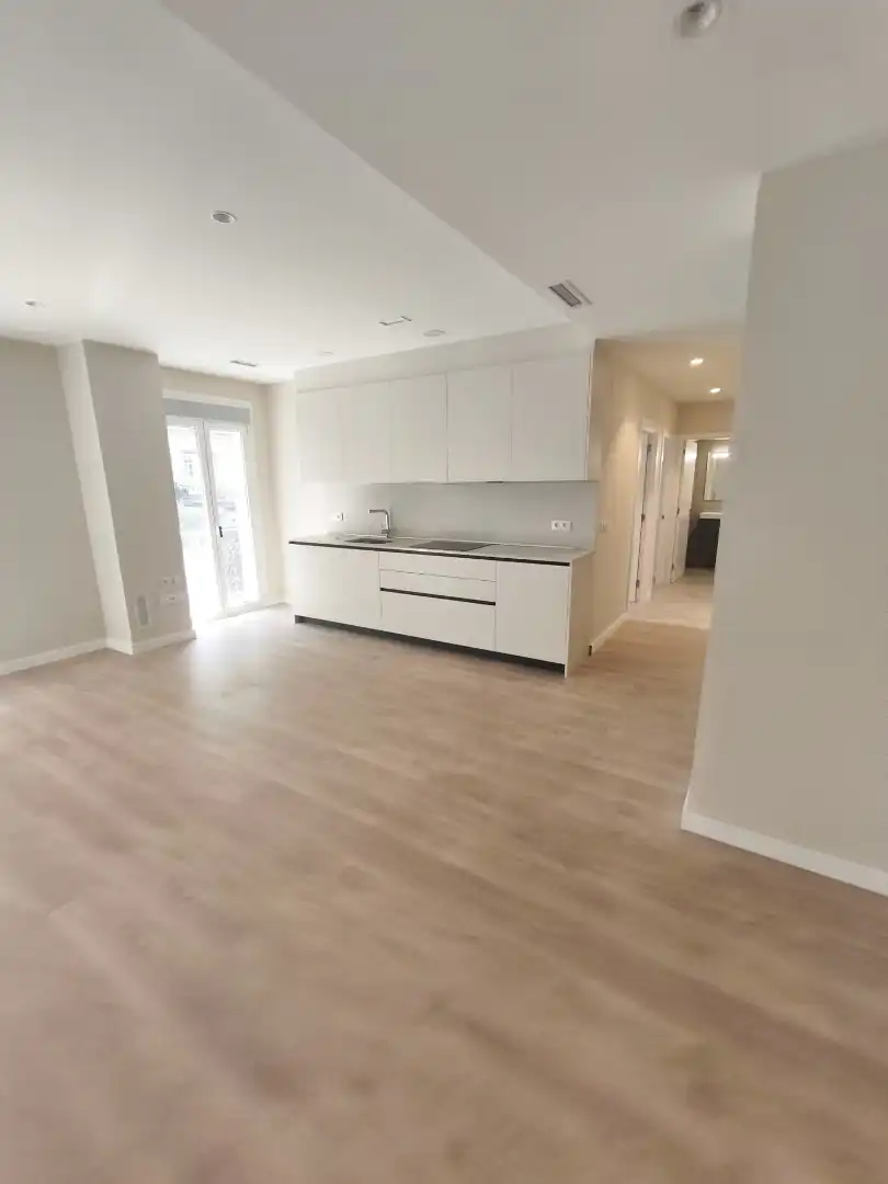 Apartamento en venta en Ourense Capital  con Aire acondicionado, Calefacción y Parquet