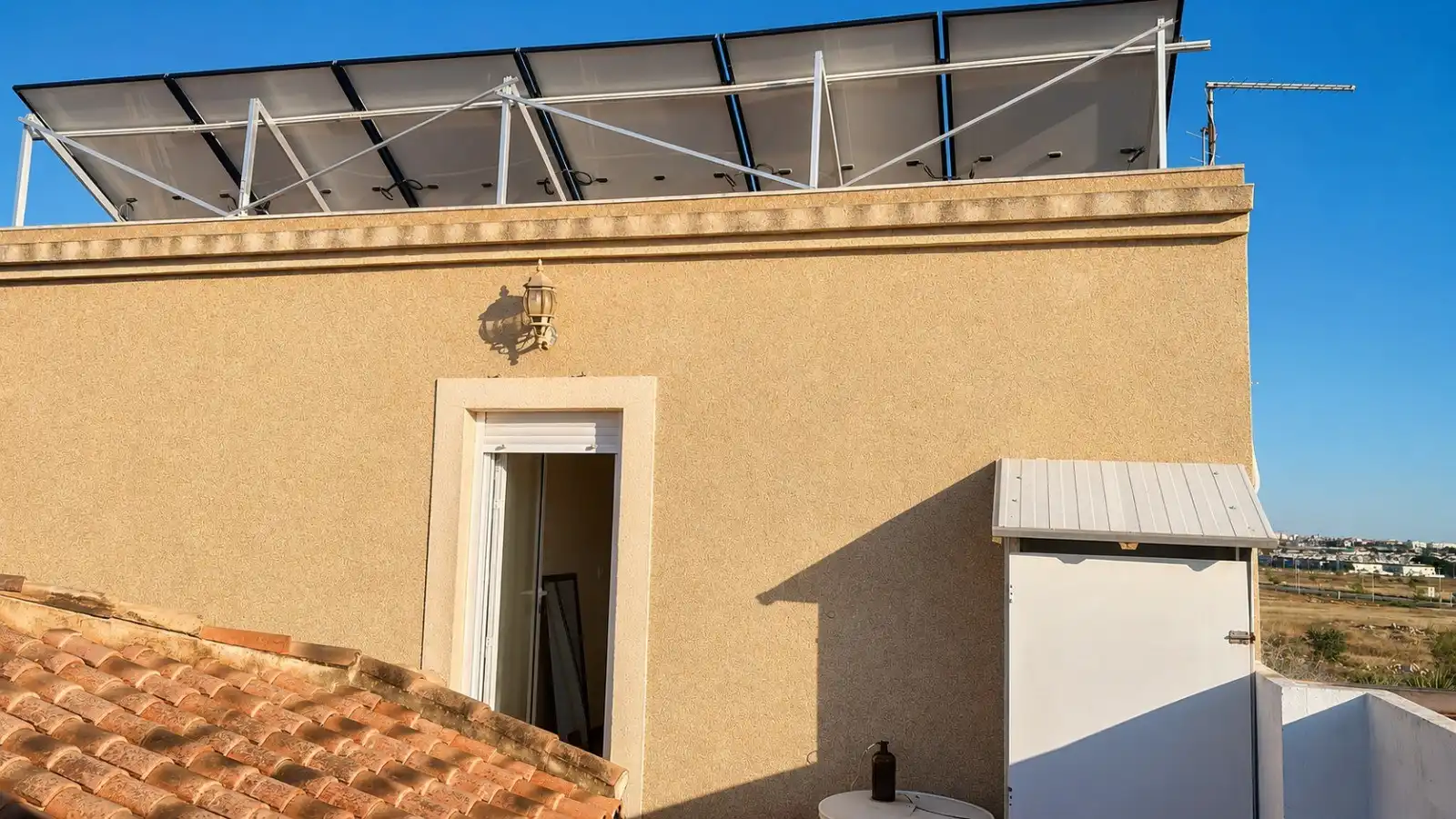 Vista exterior de Casa o chalet en venta en Torrevieja con Calefacción y Piscina
