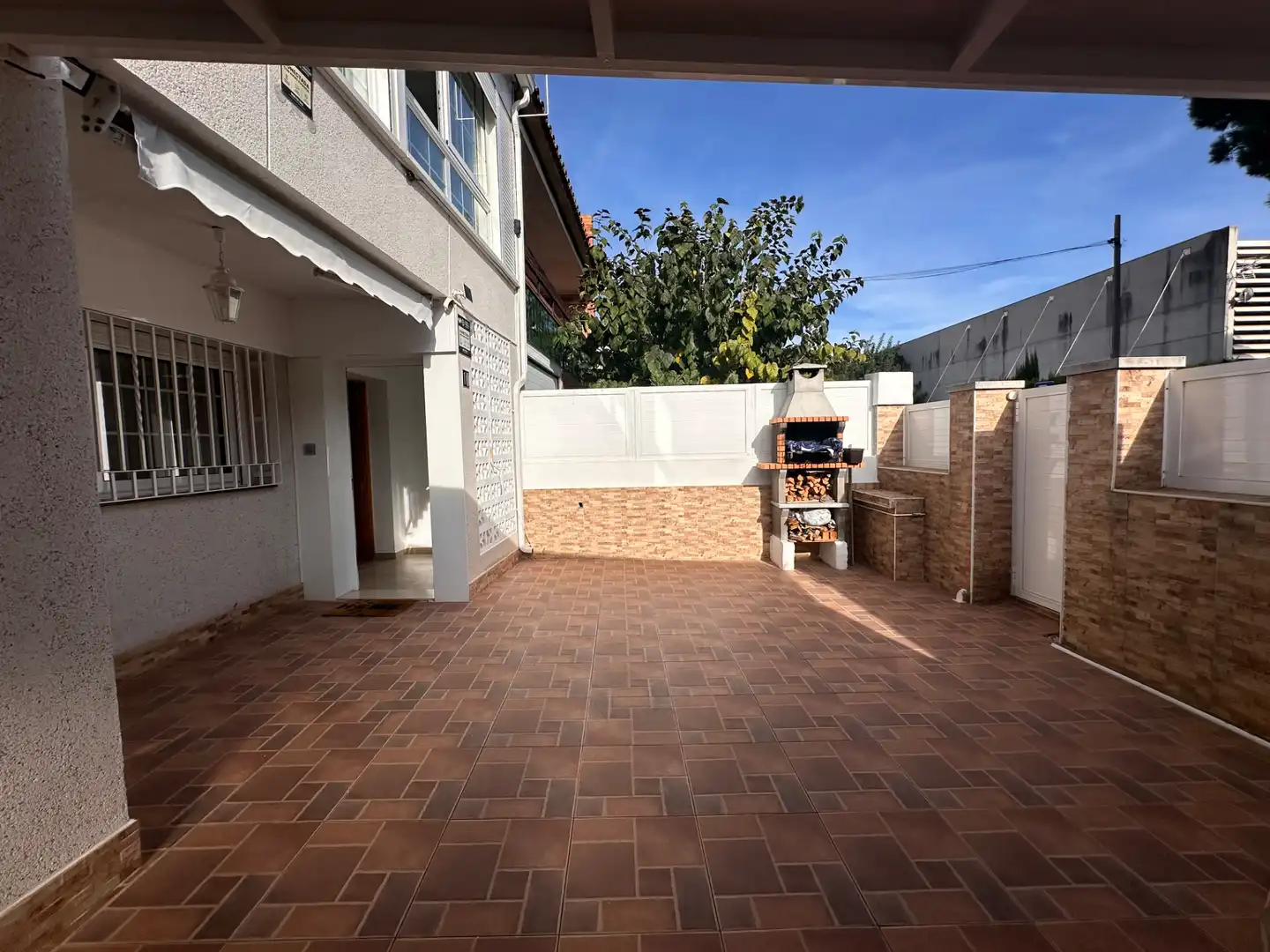 Adosado con jardín en venta en Carrer Stadium 1