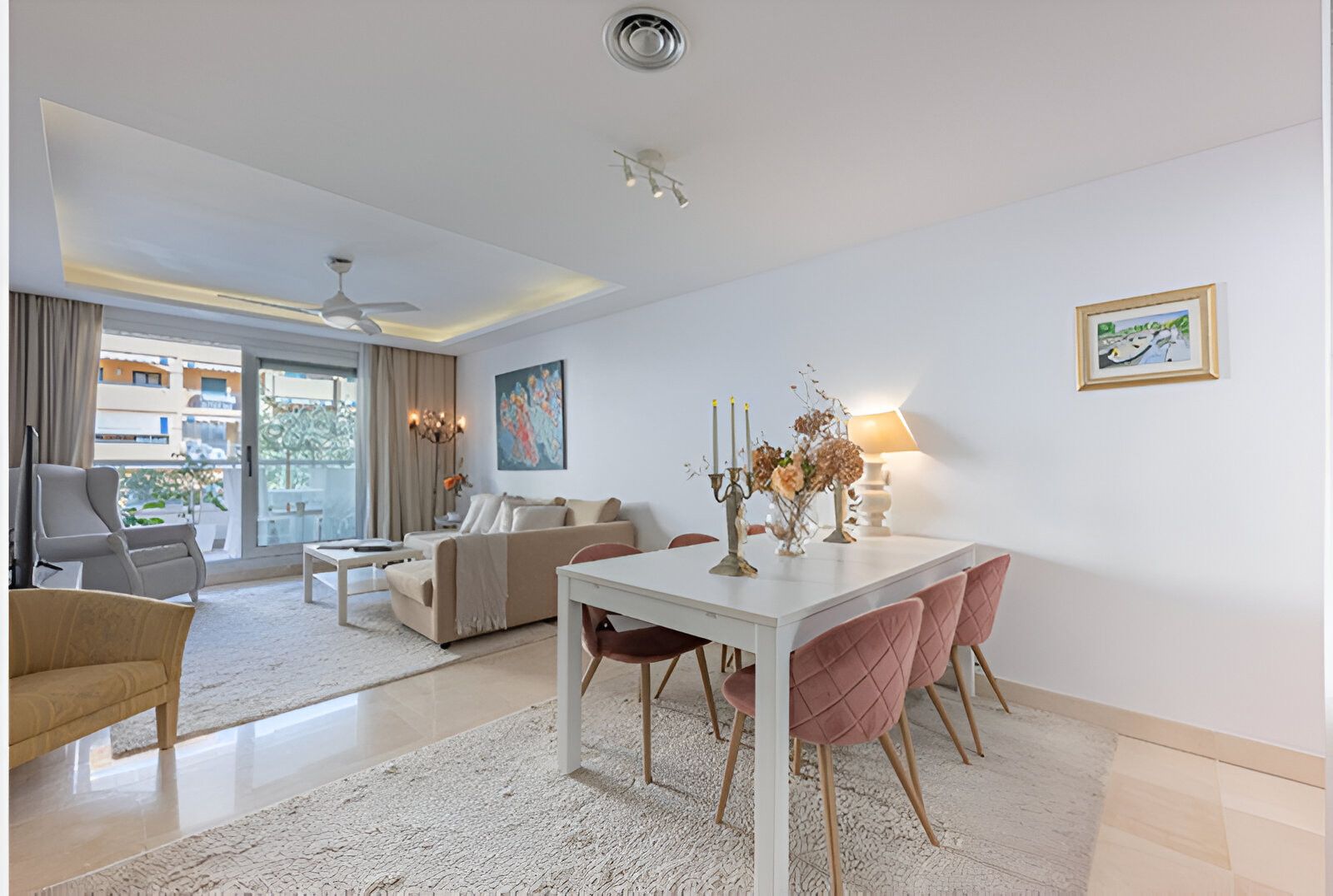 Dining room of Apartment for sale in Marbella  with Air Conditioner, Terrace and Storage room