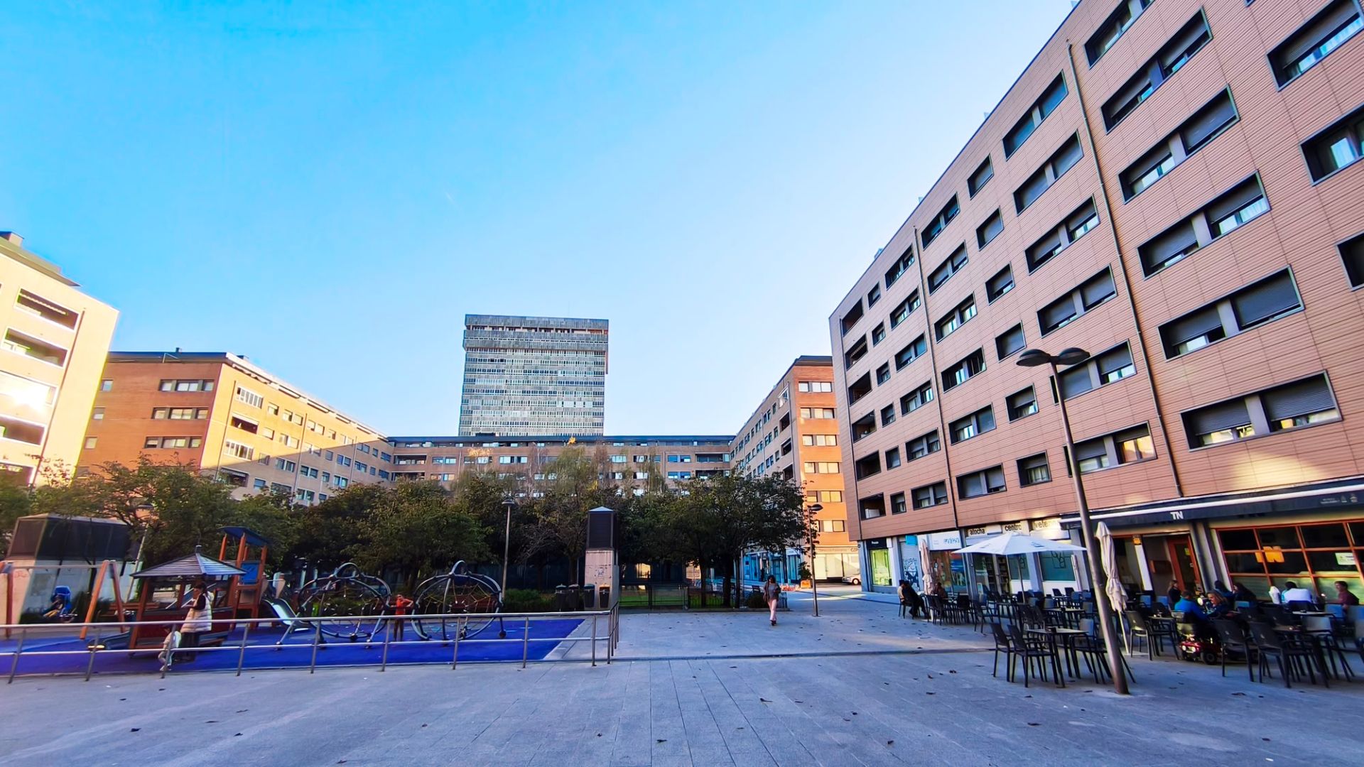 Vista exterior de Garatge en venda en Donostia - San Sebastián 