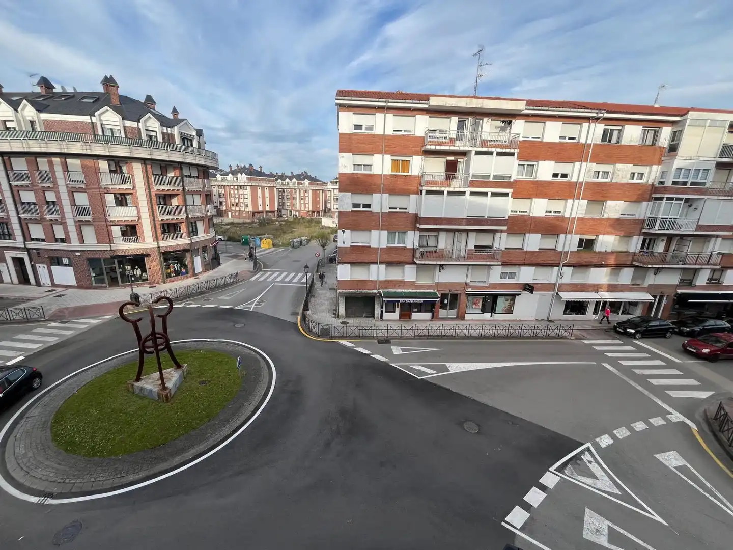 Außenansicht von Wohnung zum Verkauf in Colindres mit Terrasse, Möbliert und Balkon