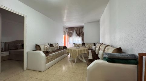 Foto 3 de Piso en venta en Calle Miguel Hernandez, La Roureda, Viladecans