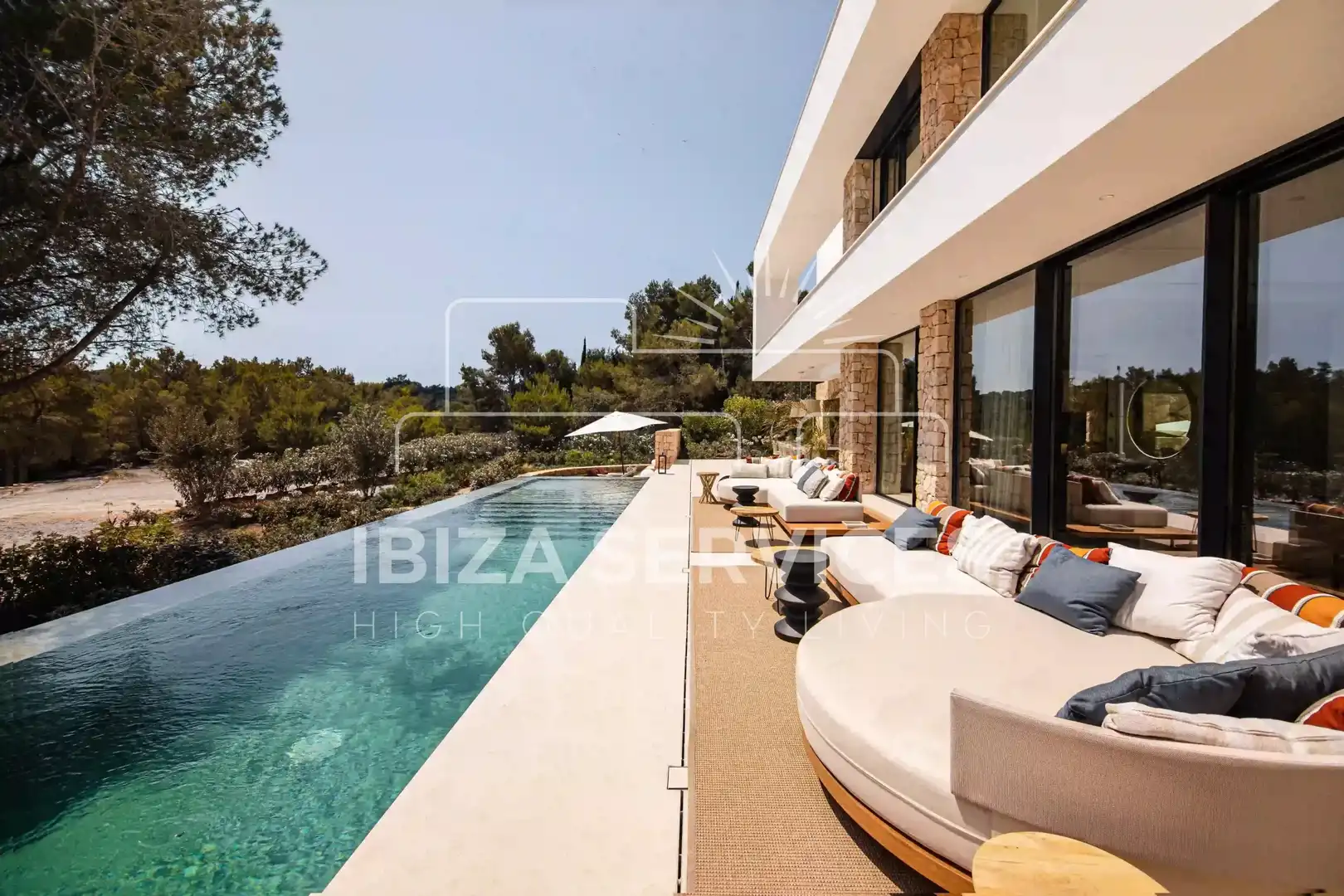 Vista exterior de Casa o chalet en venta en Santa Eulària des Riu con Aire acondicionado, Jardín privado y Piscina