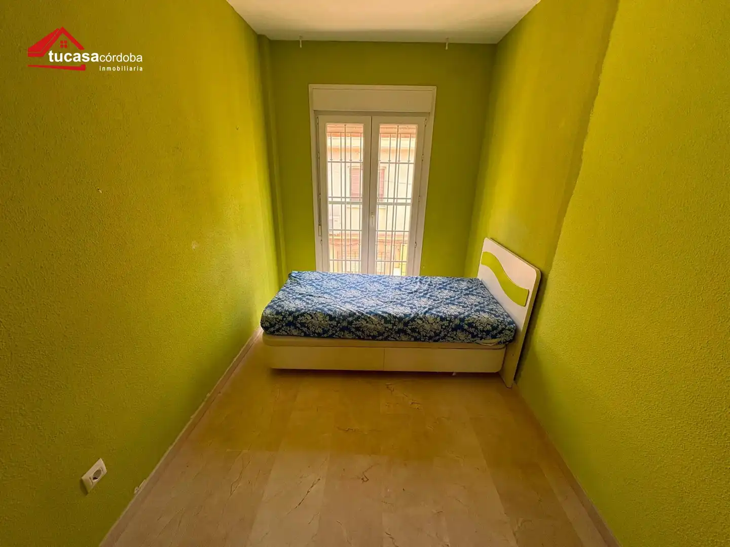 Dormitori de Casa o xalet en venda en Córdoba amb Aire condicionat, Calefacció i Terrassa