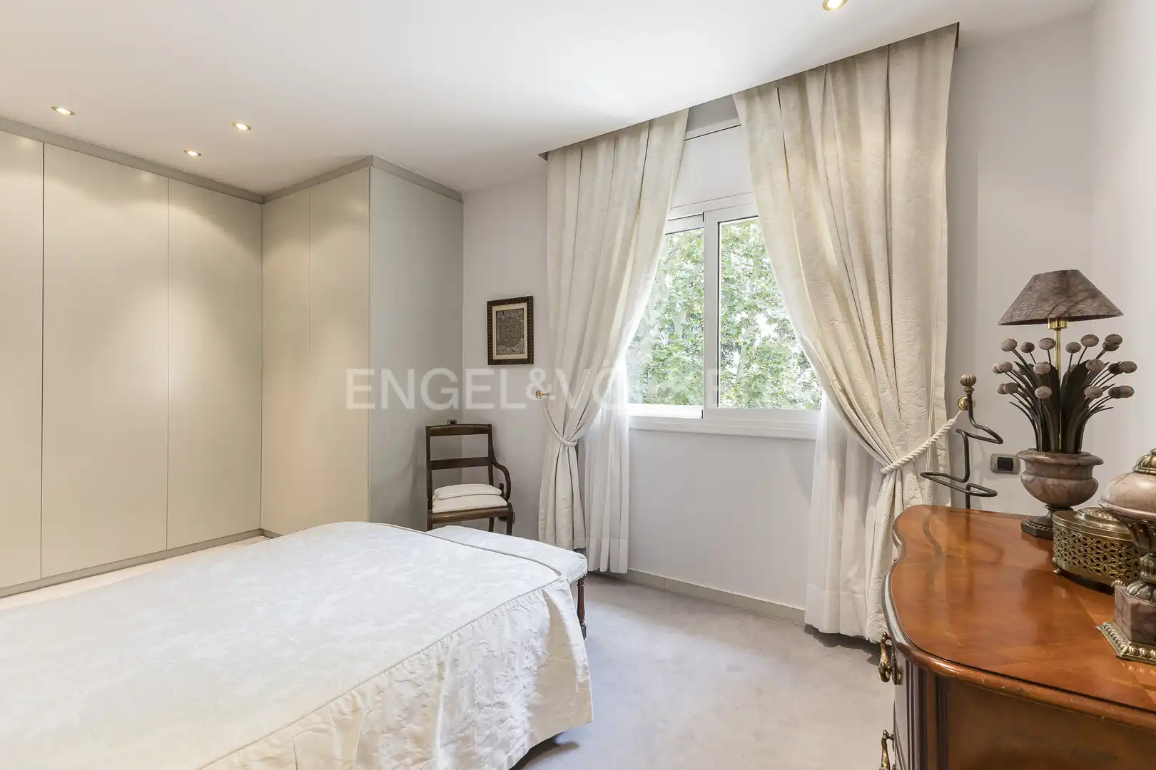 Habitación de Casa o chalet en venta en Barcelona con Aire acondicionado, Calefacción y Jardín privado
