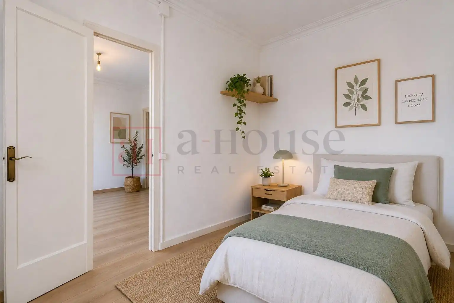 Schlafzimmer von Wohnung zum Verkauf in Barcelona mit Klimaanlage und Heizung