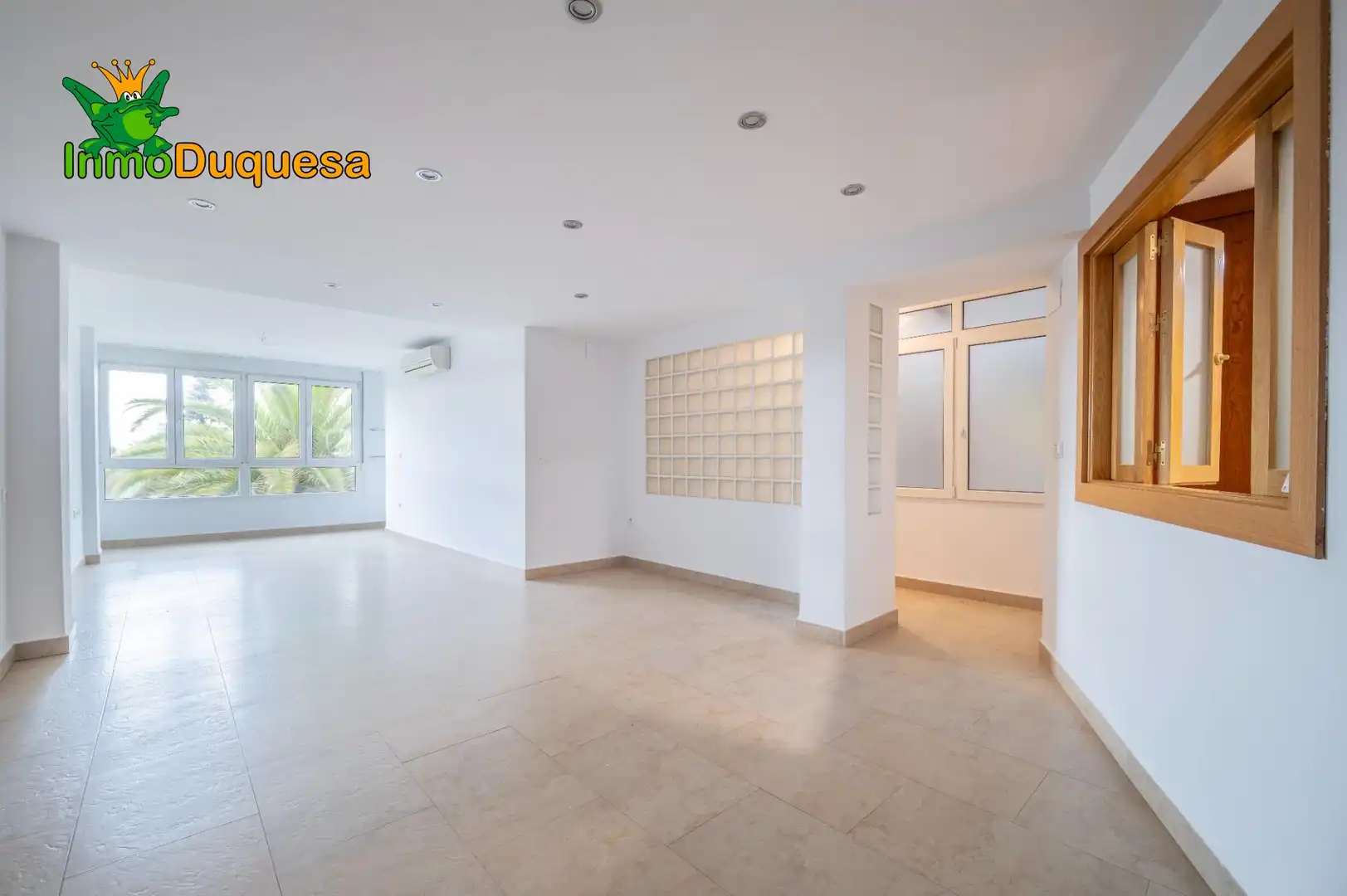 Flat for sale in Granada  with Air Conditioner and Heating