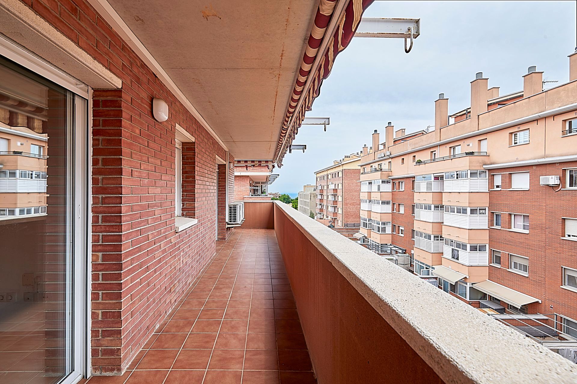 Vista exterior de Dúplex en venda en Badalona amb Aire condicionat, Calefacció i Terrassa