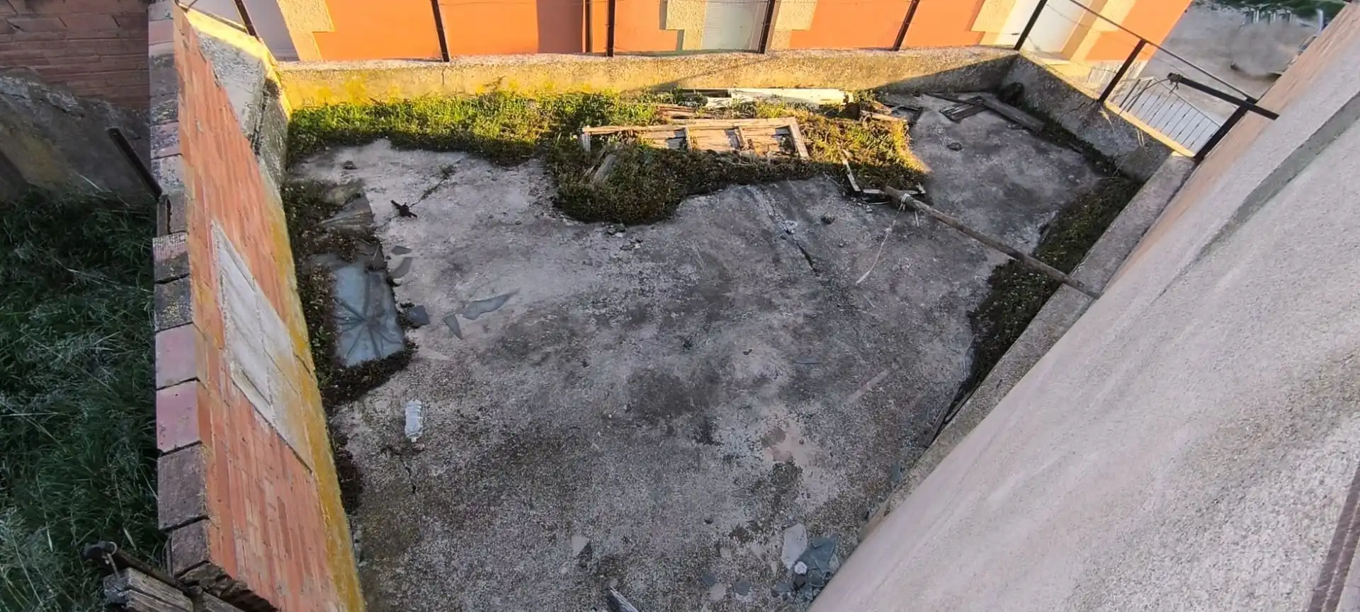Aparcament de Casa o xalet en venda en Ausejo amb Jardí privat i Terrassa