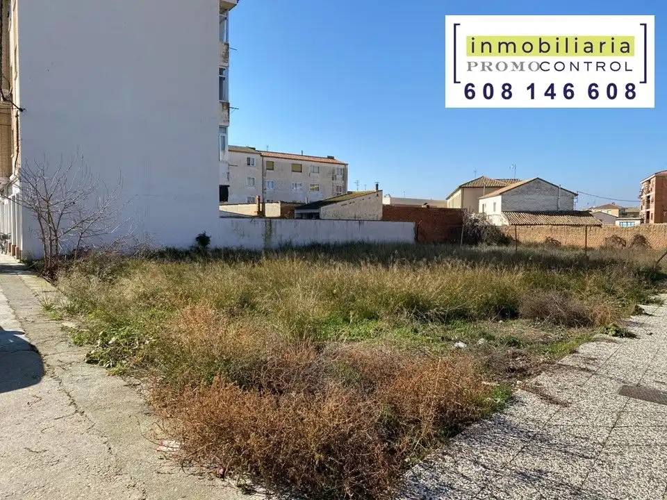 Terreny residencial en venda a San Mateo de Gállego
