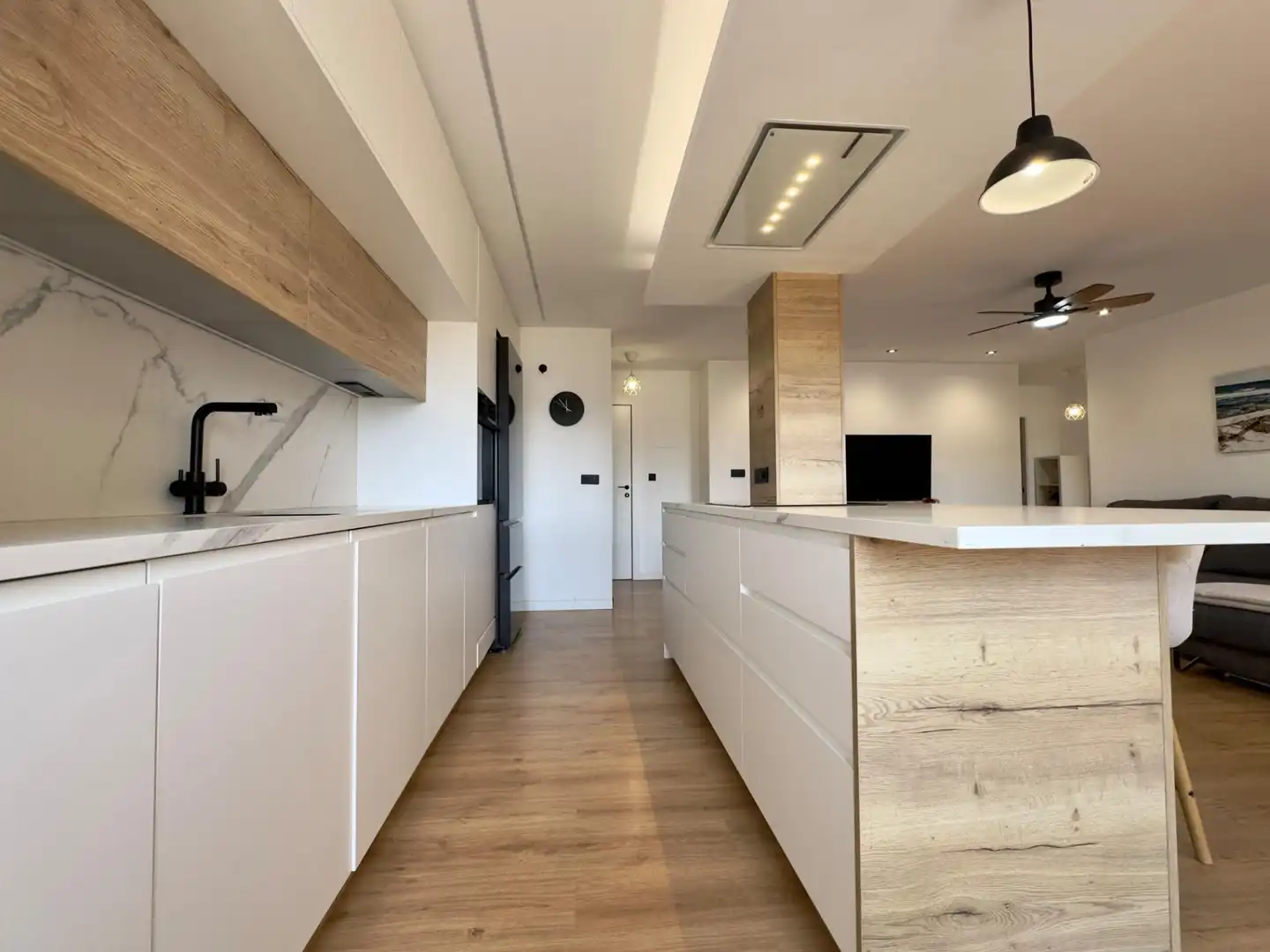 Cocina de Piso en venta en Aspe con Calefacción, Jardín privado y Terraza