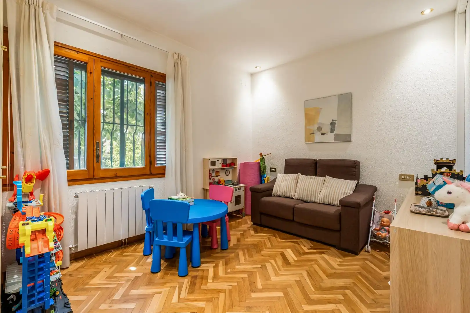 Sala d'estar de Casa o xalet en venda en Cardedeu amb Calefacció, Jardí privat i Terrassa