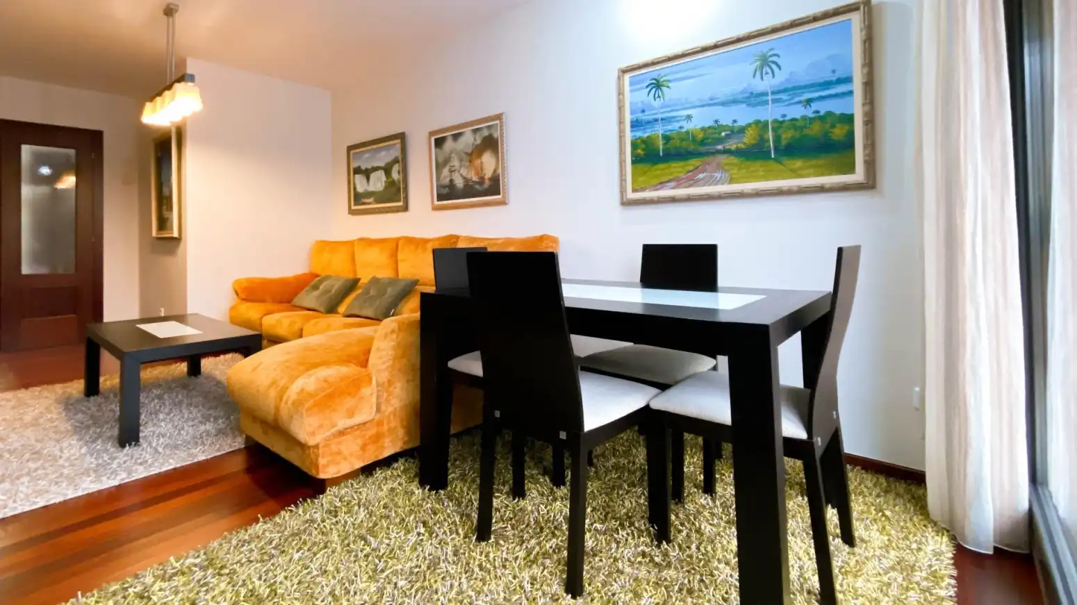 Sala de estar de Piso en venta en Santa Cruz de Bezana con Calefacción, Parquet y Terraza