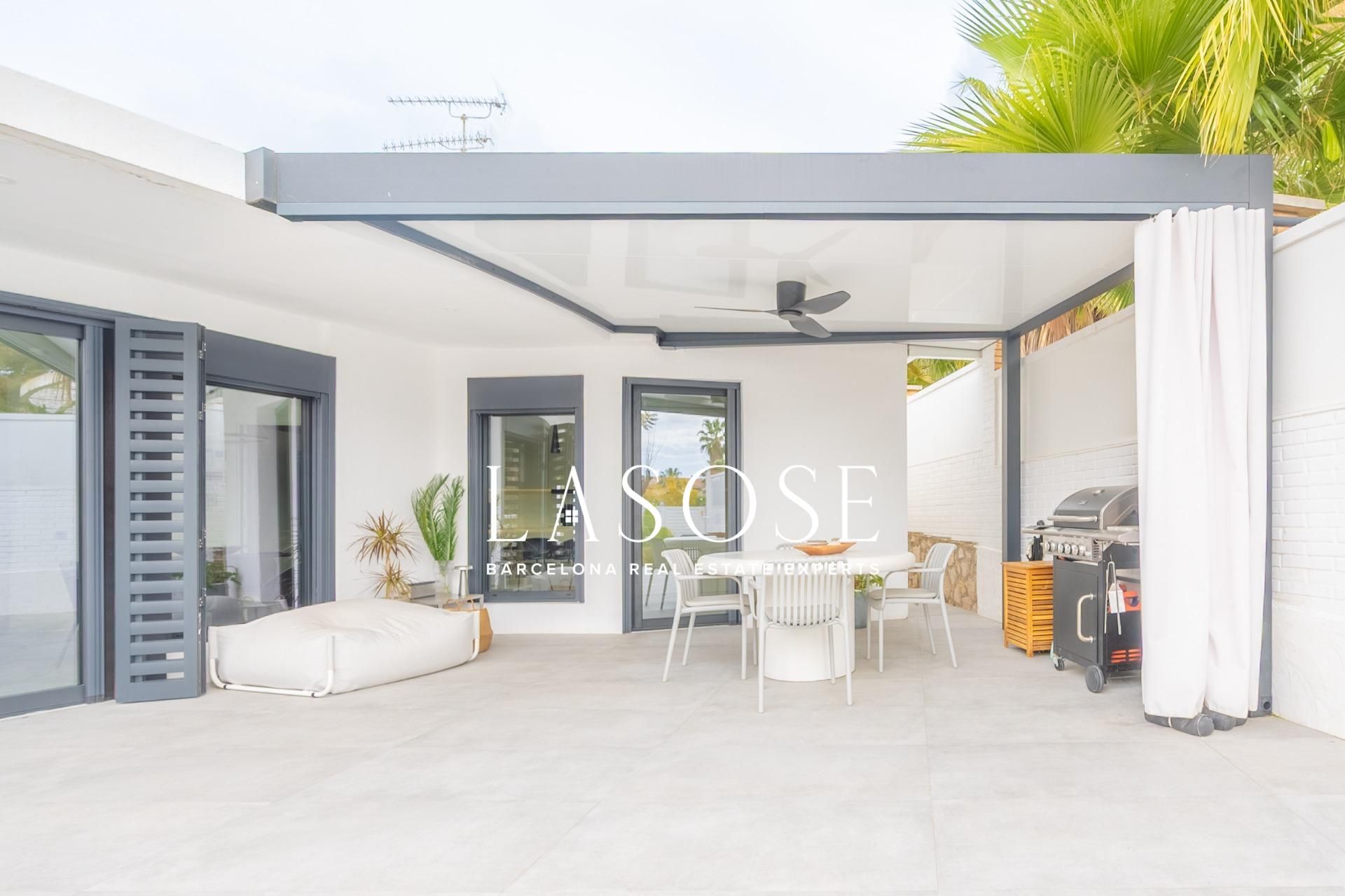 Terrace of Single-family semi-detached for sale in Sant Pere de Ribes