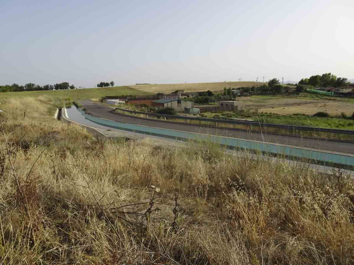 Exterior view of Land for sale in Moraleja