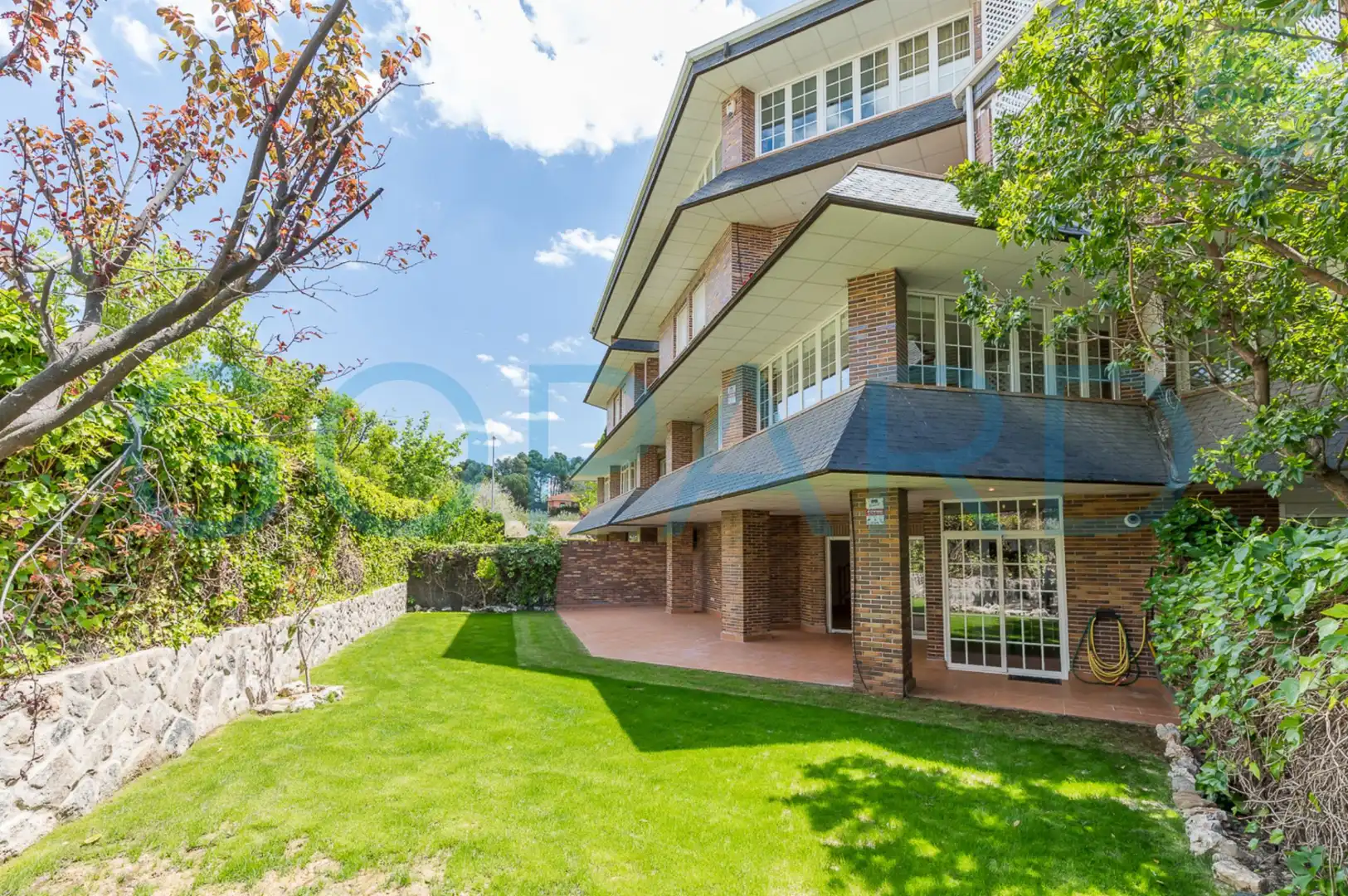Exterior view of Duplexes for rent in Majadahonda  with Air Conditioner, Heating and Private garden
