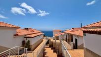 Exterior view of Flat for sale in El Rosario  with Terrace, Balcony and Community pool