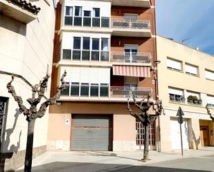 Vista exterior de Edifici en venda en La Granada