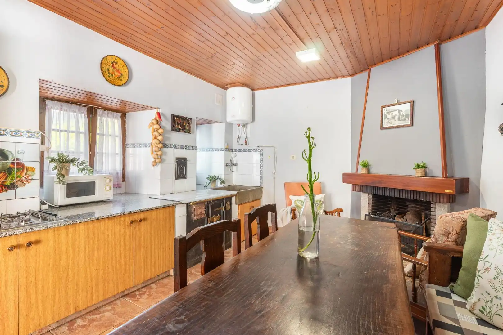 Cocina de Casa o chalet en venta en Cangas del Narcea con Jardín privado, Amueblado y Balcón