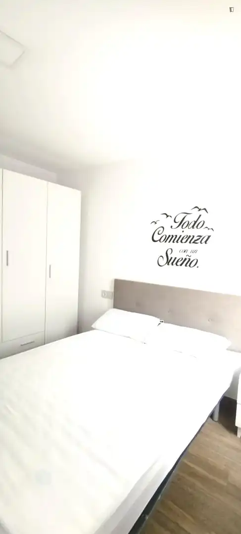 Habitación de Apartamento de alquiler en Albacete con Amueblado, Horno y Lavadora