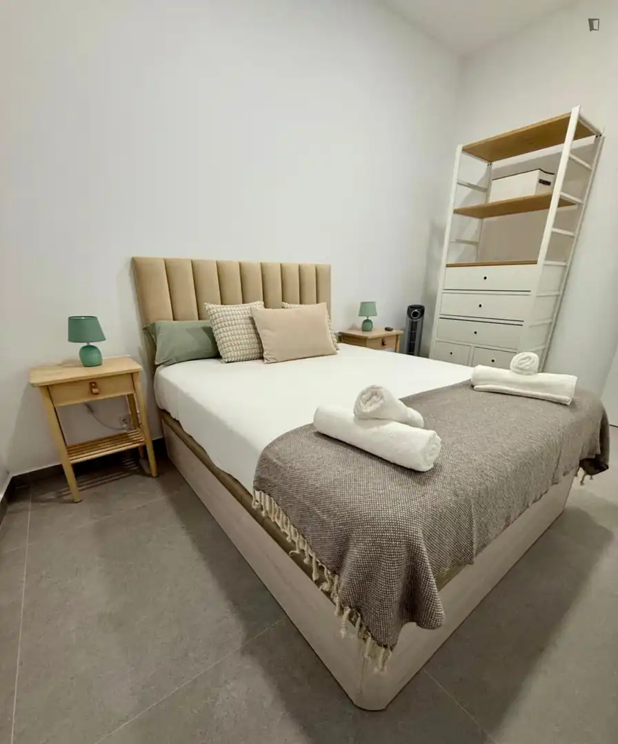 Habitación de Apartamento de alquiler en Barcelona con Aire acondicionado, Calefacción y Amueblado