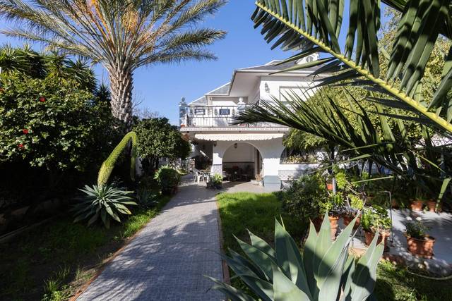 Casa-chalet en Venta en Pasaje del General Duque de Aveiro en Churriana - El Pizarrillo - La Noria-Guadalsol
