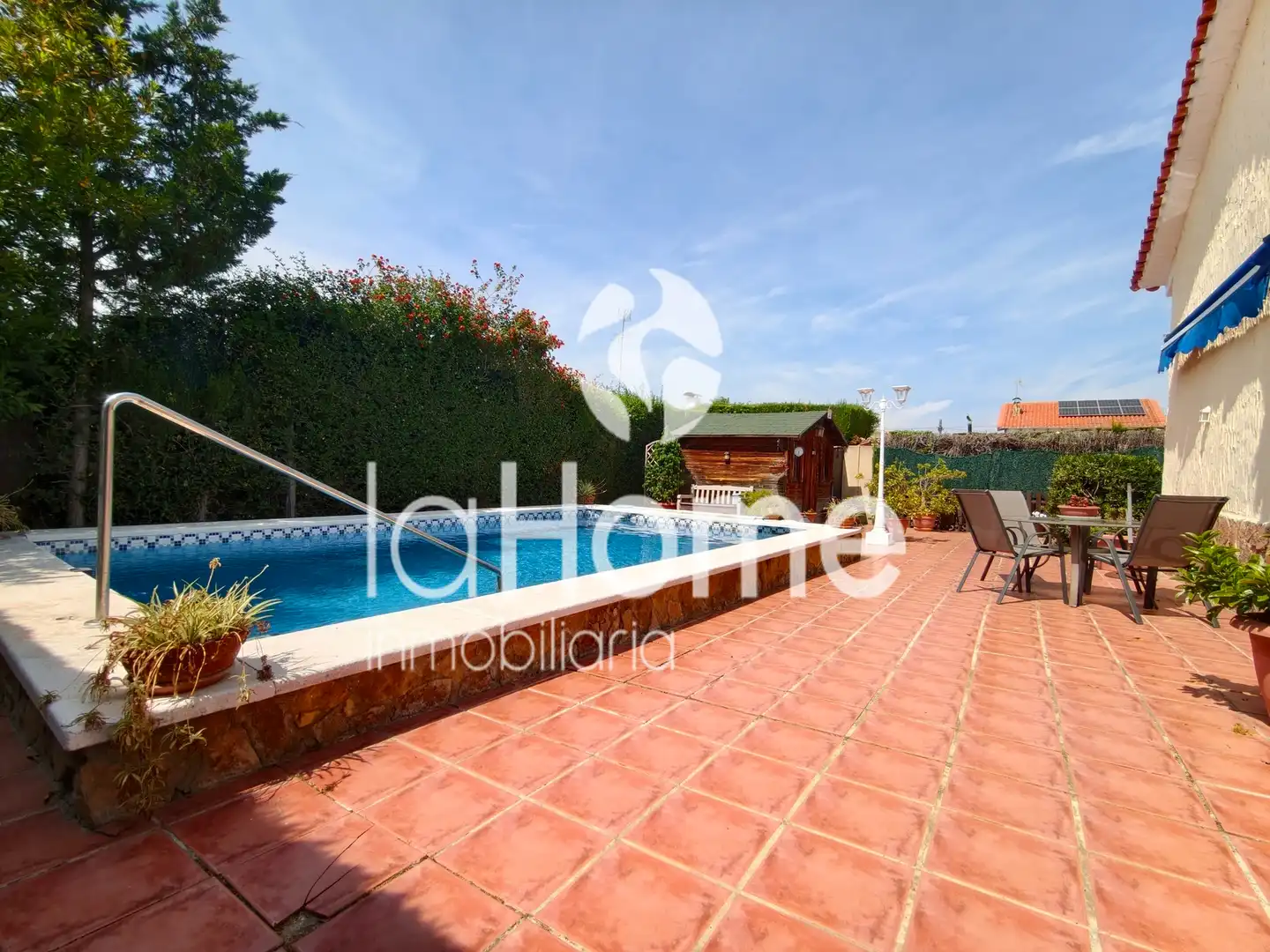 Piscina de Casa o chalet en venta en L'Eliana con Aire acondicionado, Calefacción y Jardín privado