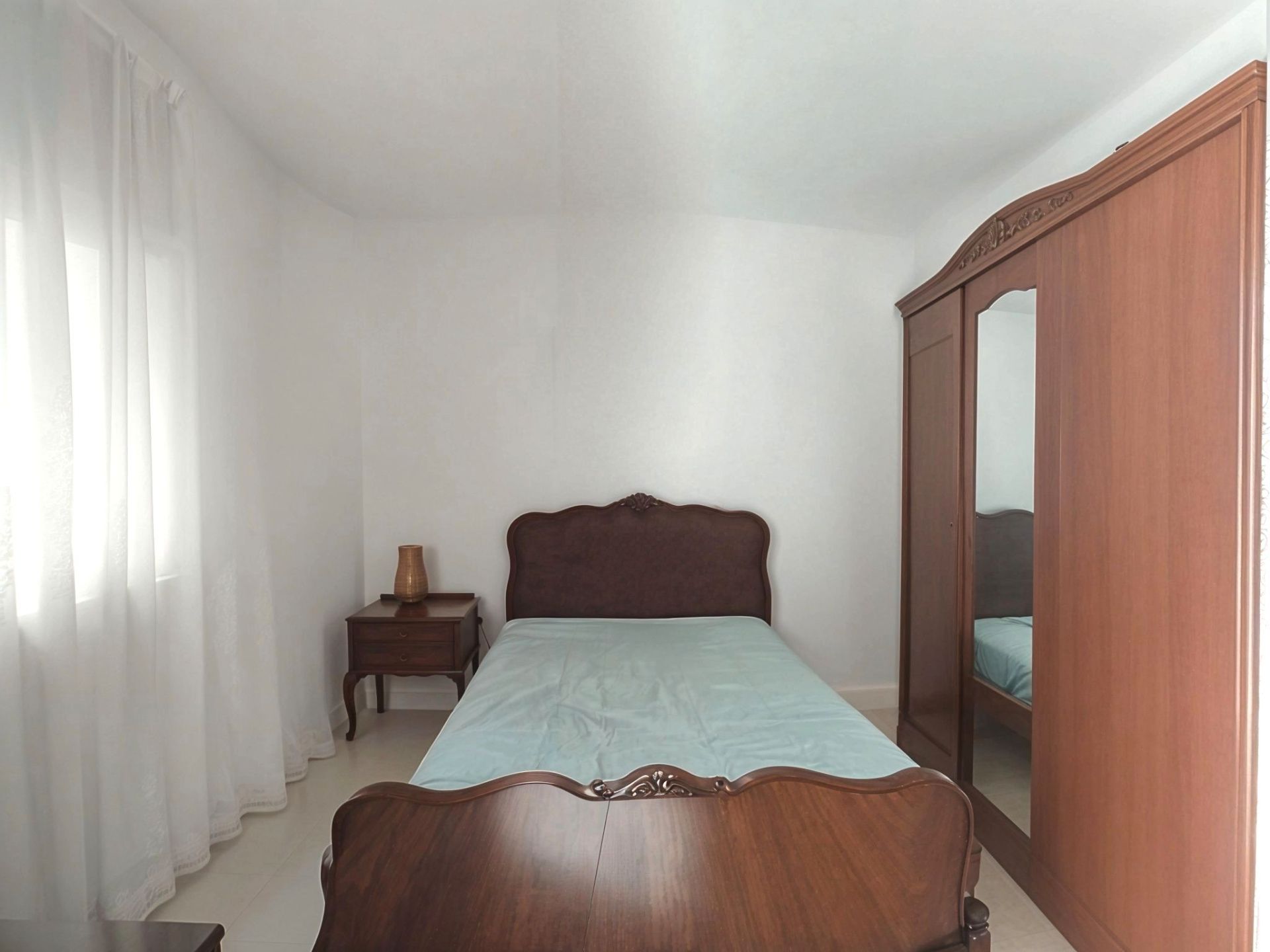 Dormitori de Casa o xalet en venda en Mirandilla amb Terrassa