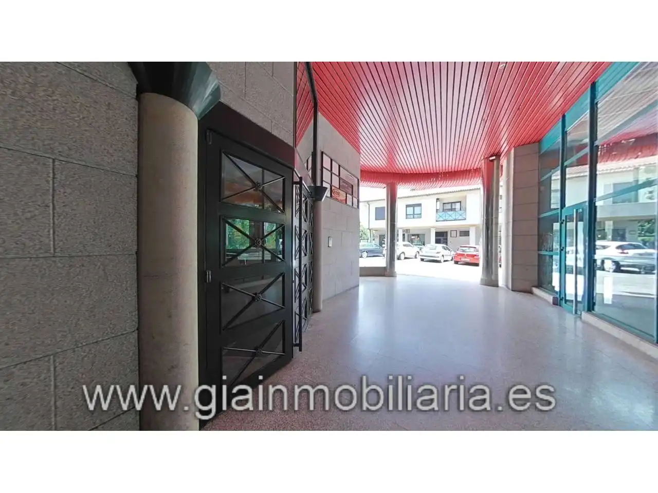 Gewerbefläche zum Verkauf in Calle Damas Apostólicas 1, imagen 4