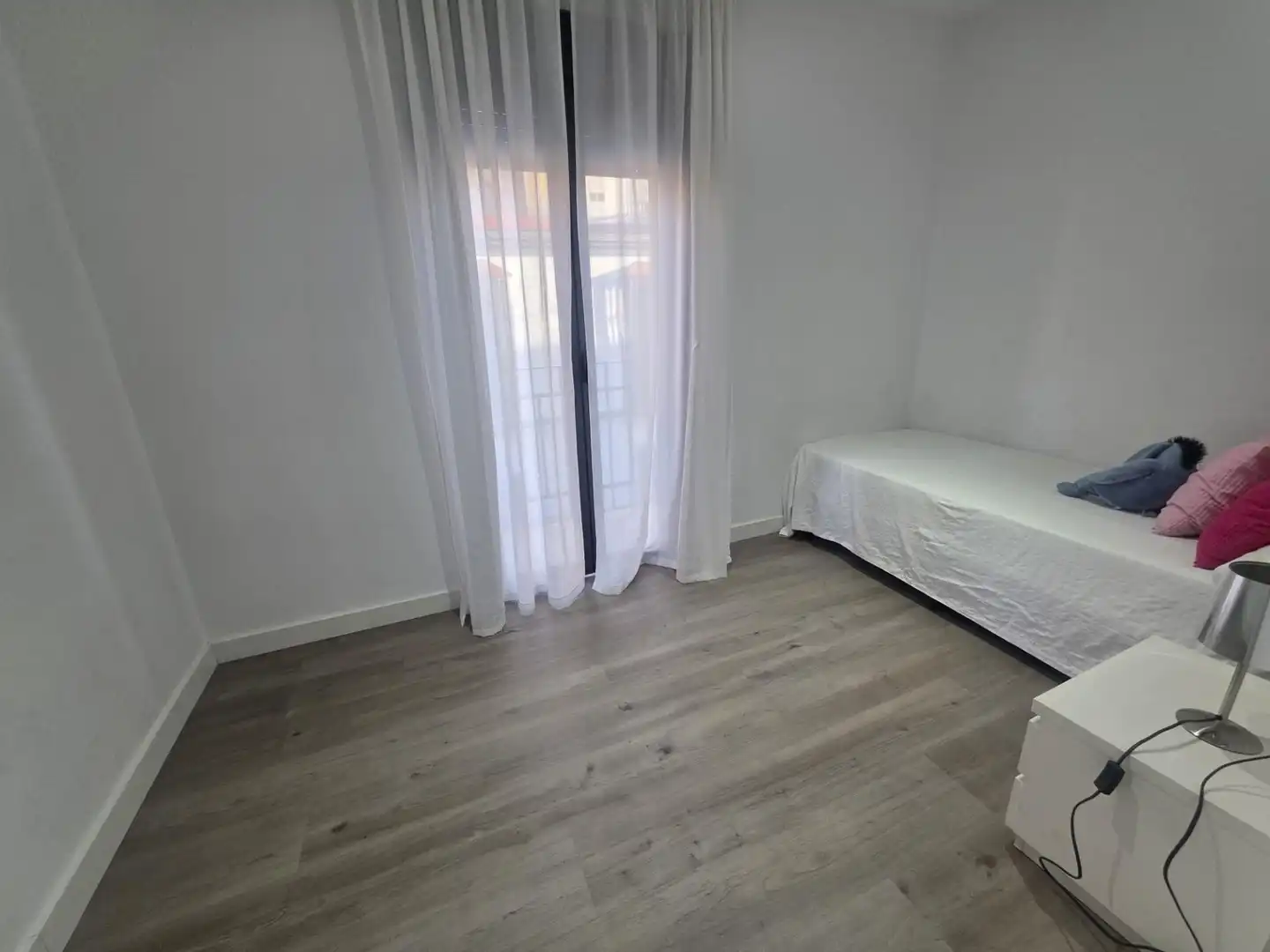 Dormitori de Casa adosada en venda en Córdoba amb Aire condicionat, Terrassa i Traster
