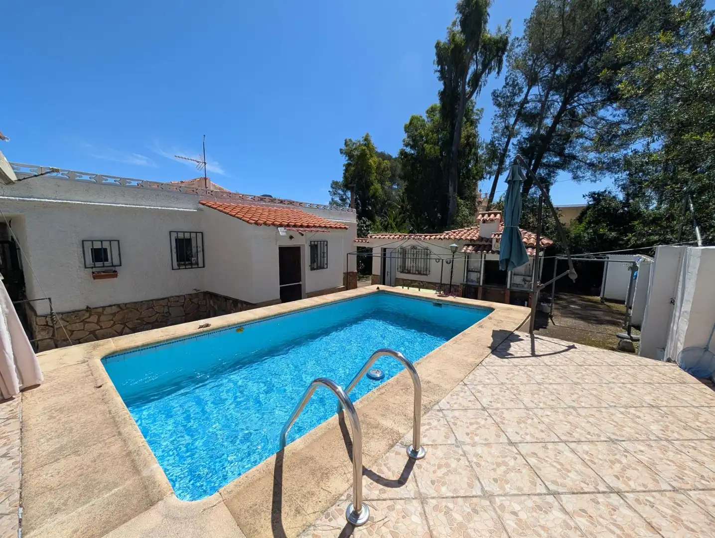 Piscina de Casa o xalet en venda en Gandia amb Aire condicionat, Jardí privat i Terrassa