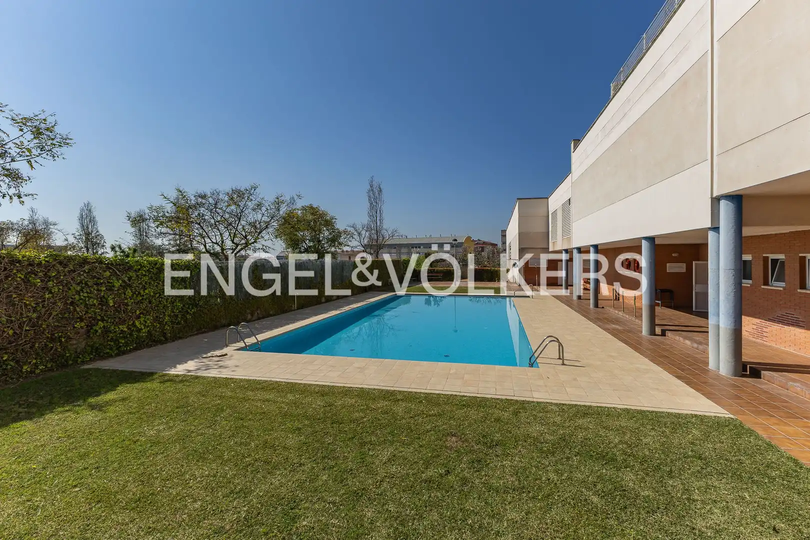 Piscina de Àtic en venda en Sant Feliu de Llobregat amb Aire condicionat, Calefacció i Terrassa