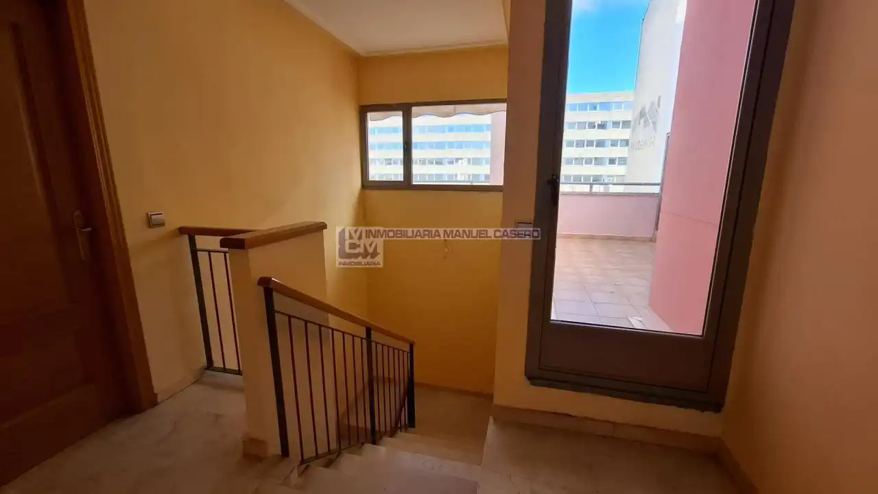 Ático en venta en Cáceres con Calefacción, Terraza y Trastero
