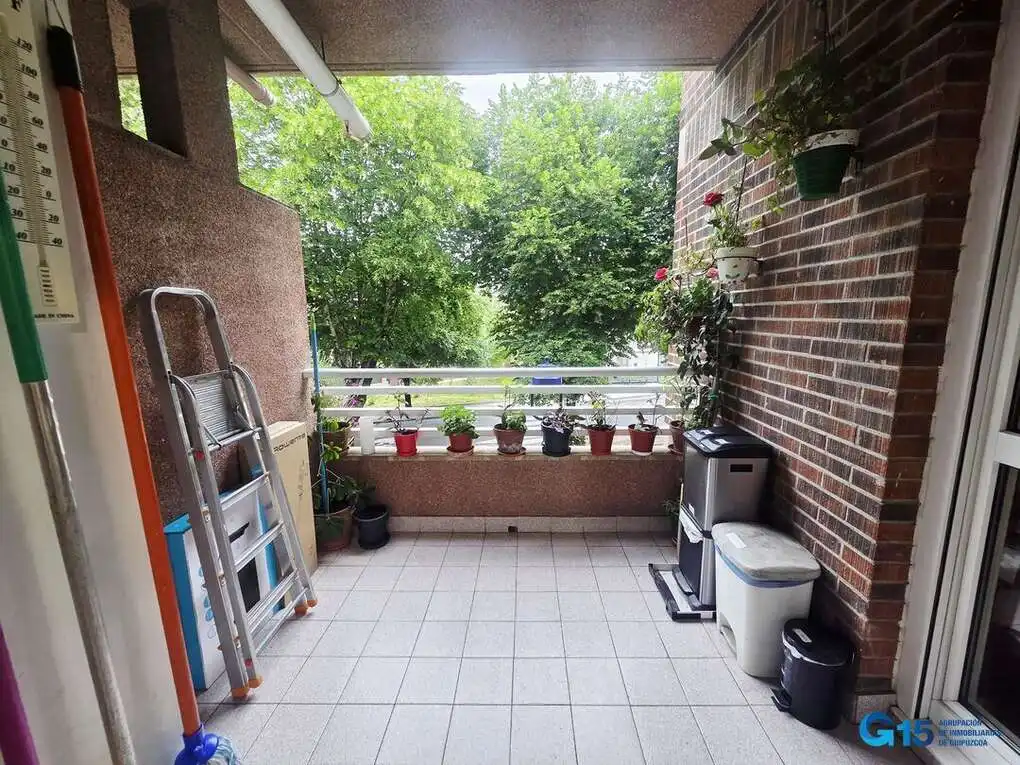 Terraza de Piso en venta en Errenteria con Calefacción, Terraza y Amueblado