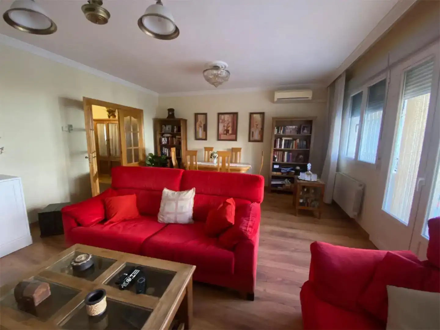 Sala d'estar de Casa o xalet en venda en Aranjuez amb Aire condicionat i Piscina