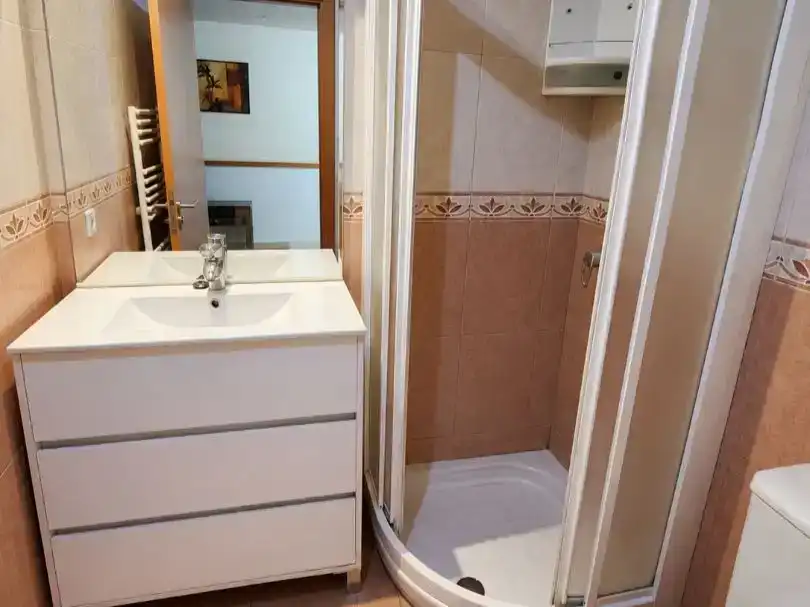 Badezimmer von Wohnung zum Verkauf in  Palma de Mallorca mit Klimaanlage und Balkon