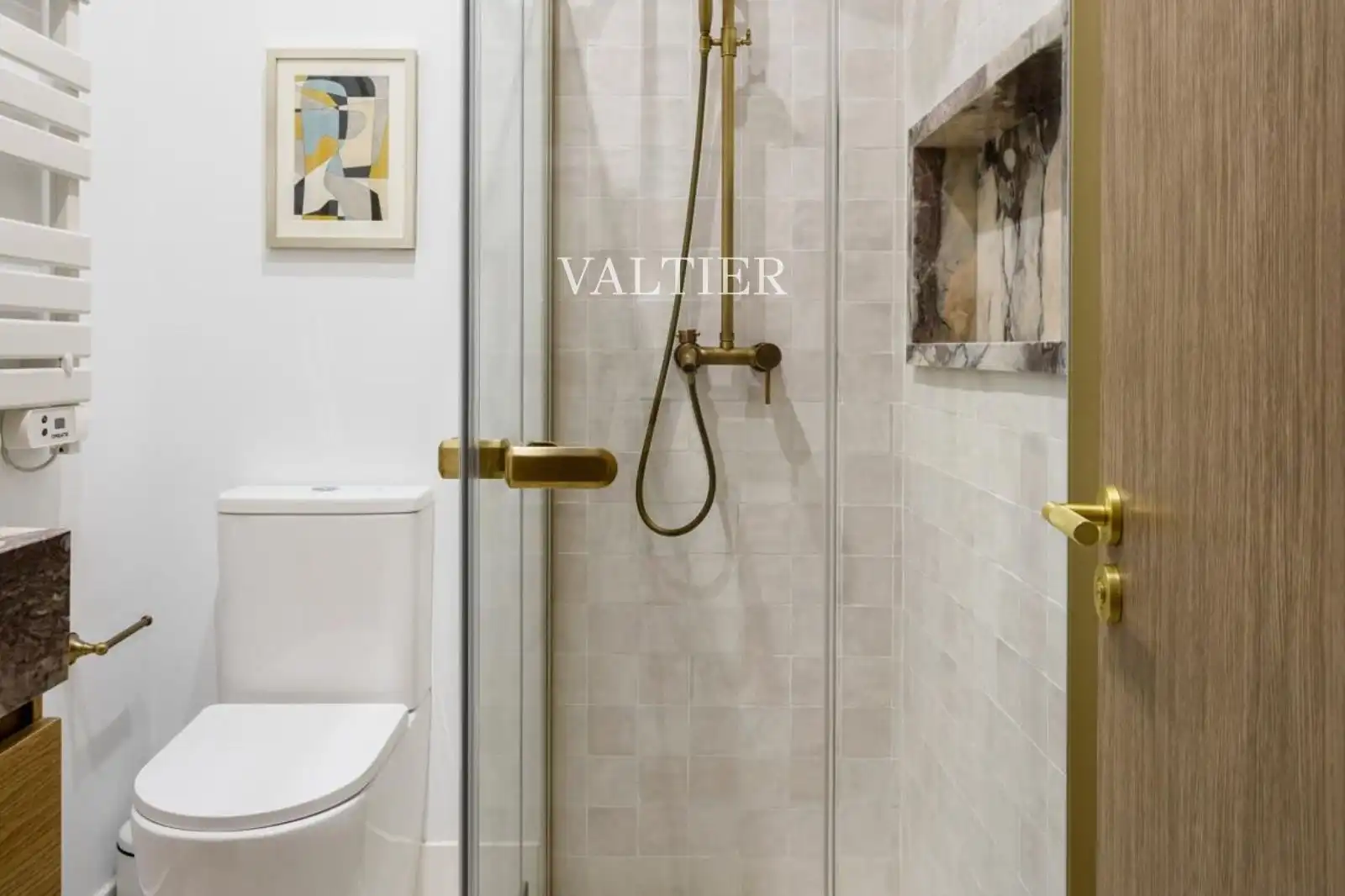 Bathroom of Flat for sale in Madrid  with Terrace and Furnished