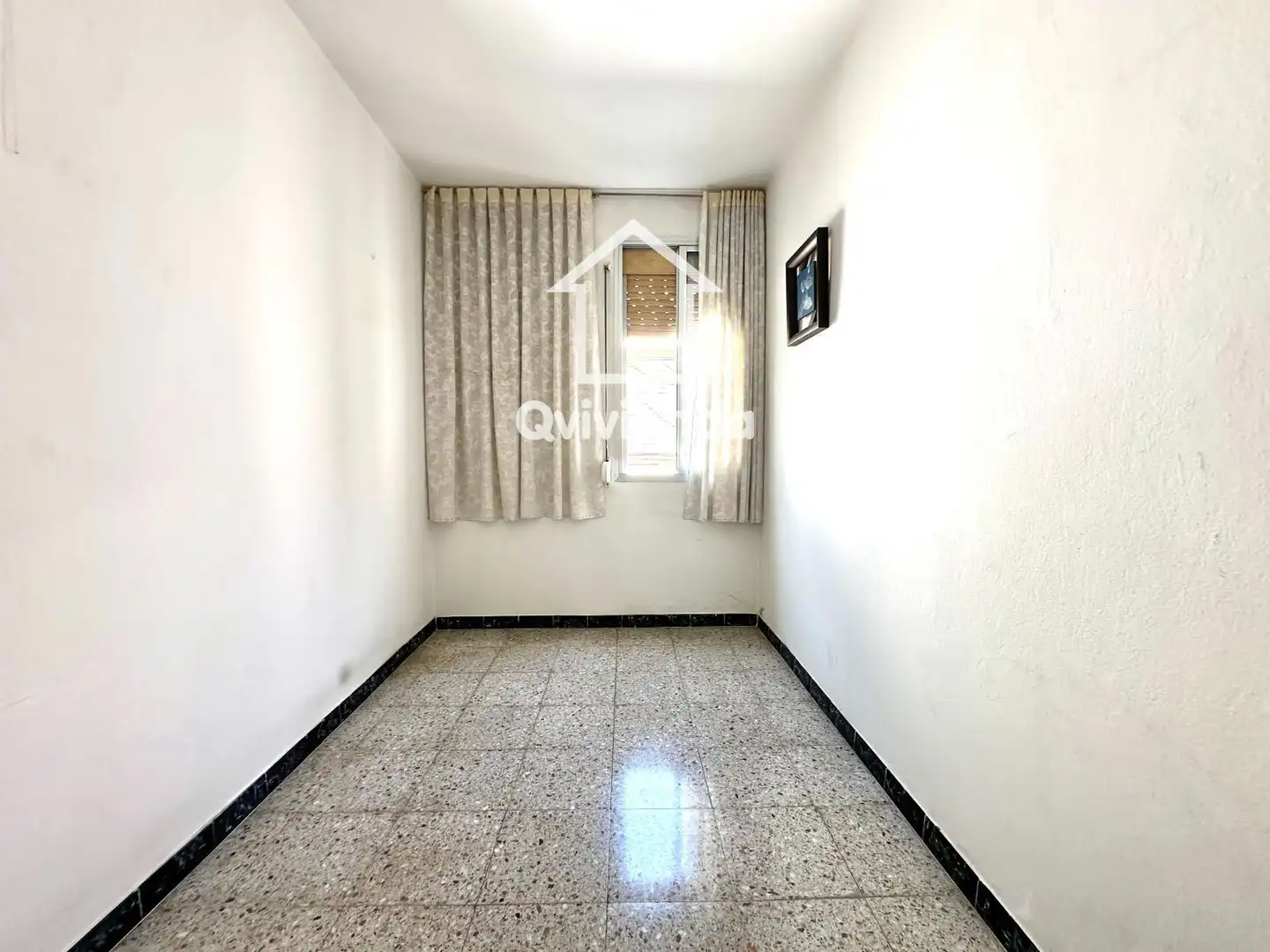 Habitación de Ático en venta en Santa Coloma de Gramenet con Calefacción