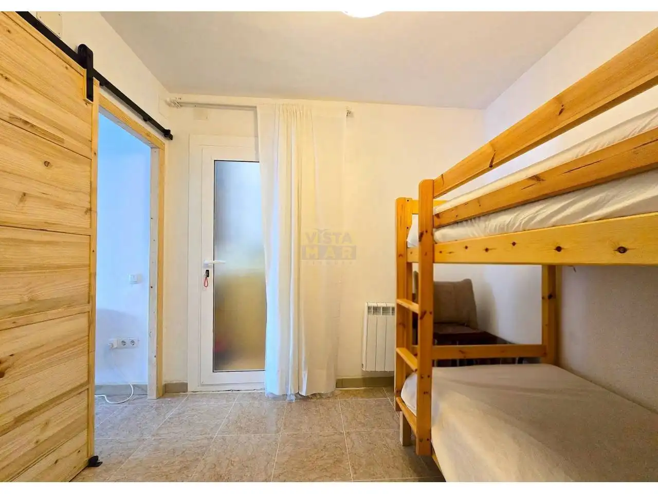 Bedroom of Flat for sale in Cubelles  with Air Conditioner, Heating and Terrace