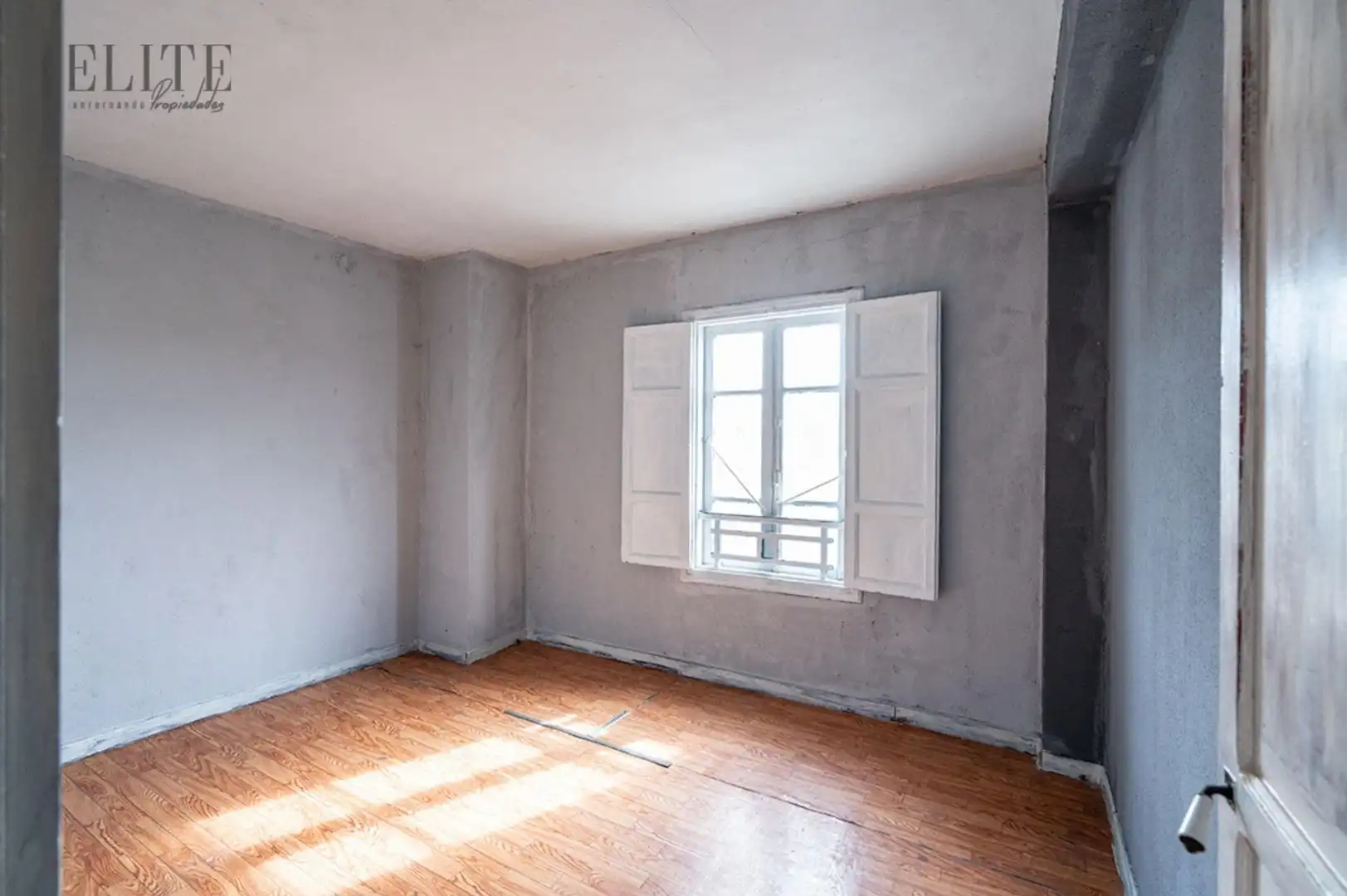 Sala de estar de Casa o chalet en venta en Santa Cruz de Bezana con Terraza y Trastero