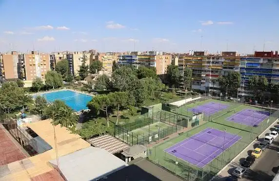 Habitación de Planta baja en venta en Alcalá de Henares con Aire acondicionado, Calefacción y Amueblado