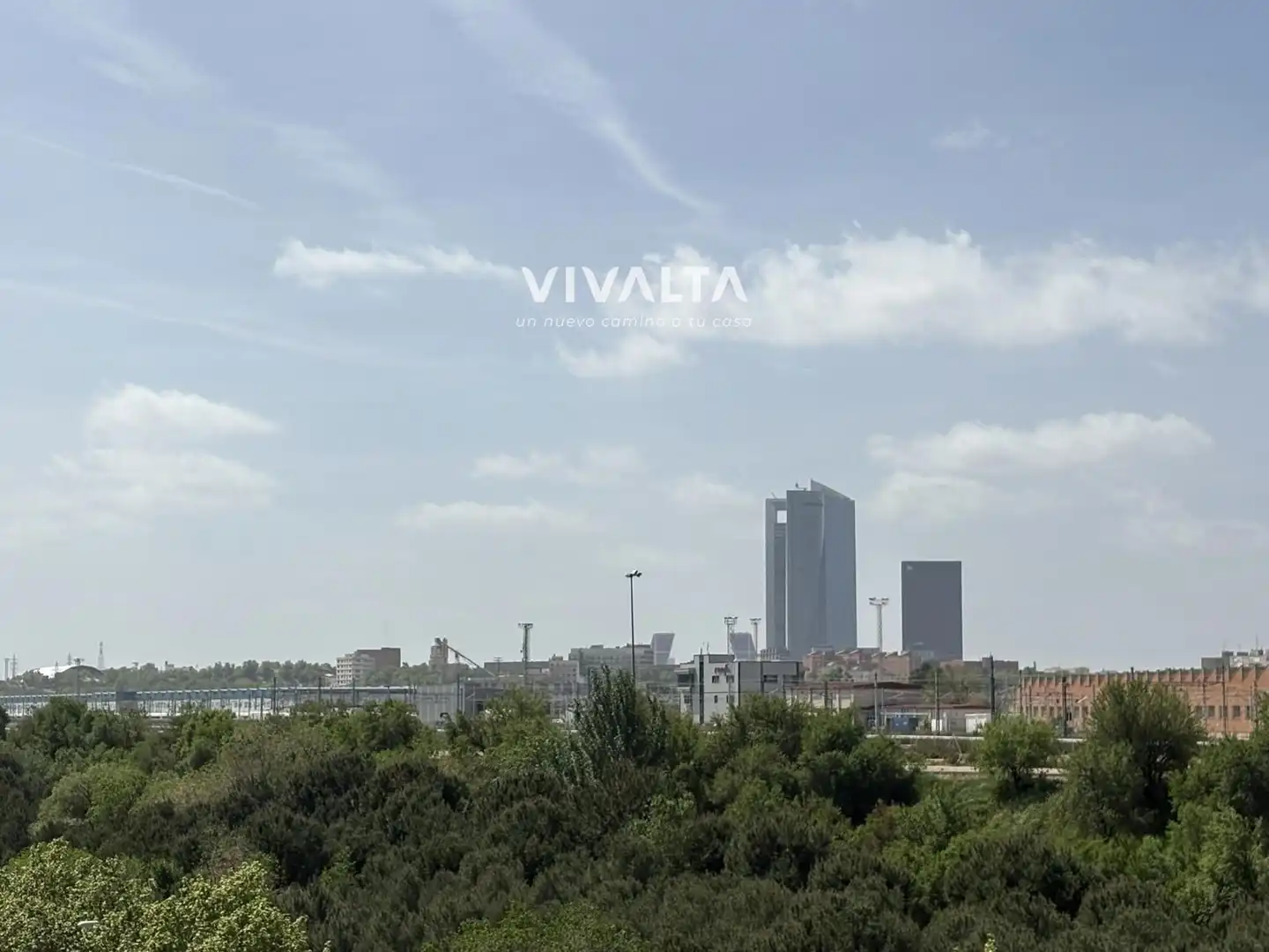Vista exterior de Piso en venta en Madrid con Aire acondicionado, Calefacción y Trastero