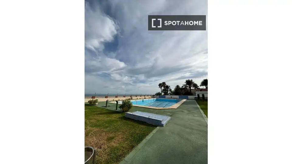 Habitación en Aguadulce Sur