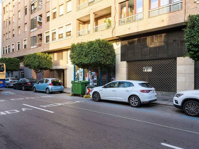 Local comercial en Venta en Mijares, 123 en Hospital - Plaza del Real
