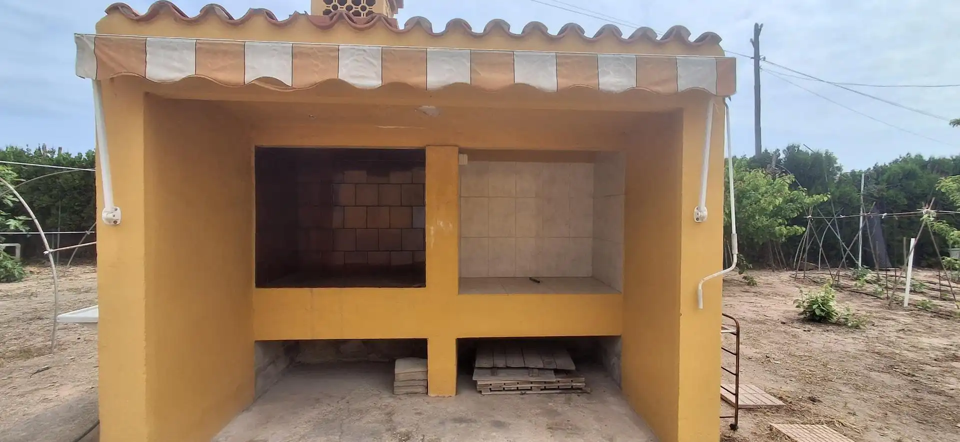 Vista exterior de Casa o xalet en venda en Cullera amb Aire condicionat, Jardí privat i Moblat
